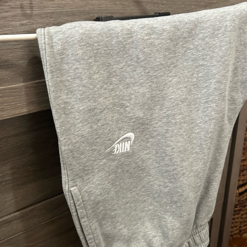Nike Heather Gray Joggers